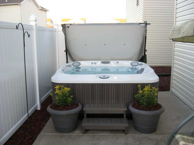 Характеристики Jacuzzi J-335