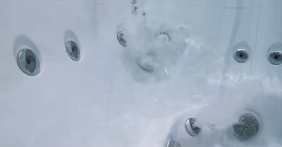 Гидромассажный спа бассейн Jacuzzi J-LXL